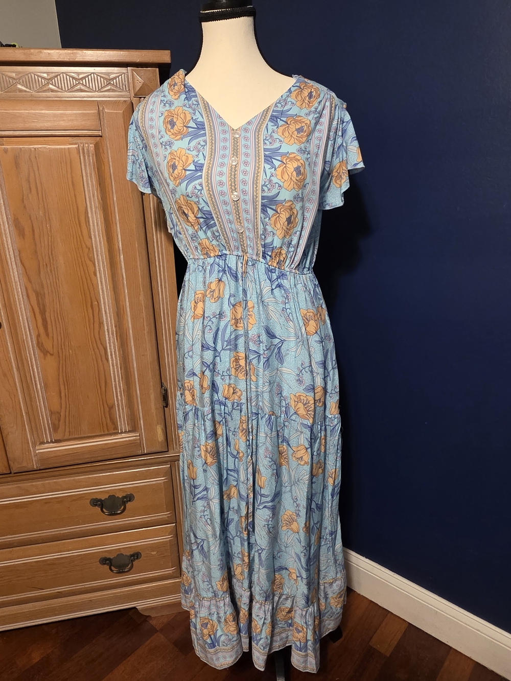 Light Blue Floral Midi Dress with V-Neck